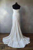 Robe crêpe de soie & dentelle de calais