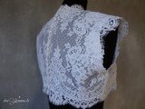 détails boléro en dentelle